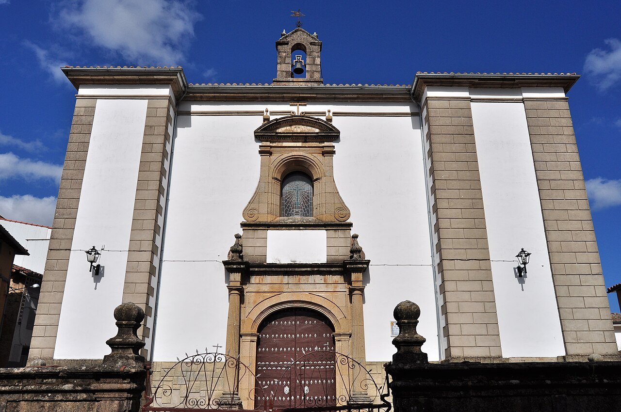 Bazylika La Cruz Bendita, Casar de Palomero