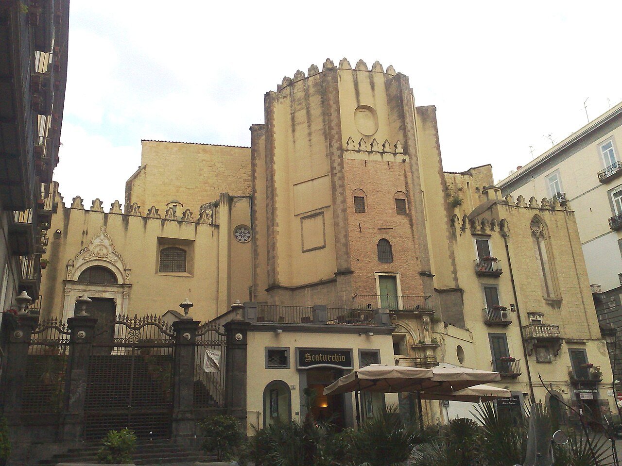 Basilique San Domenico Maggiore, Naples