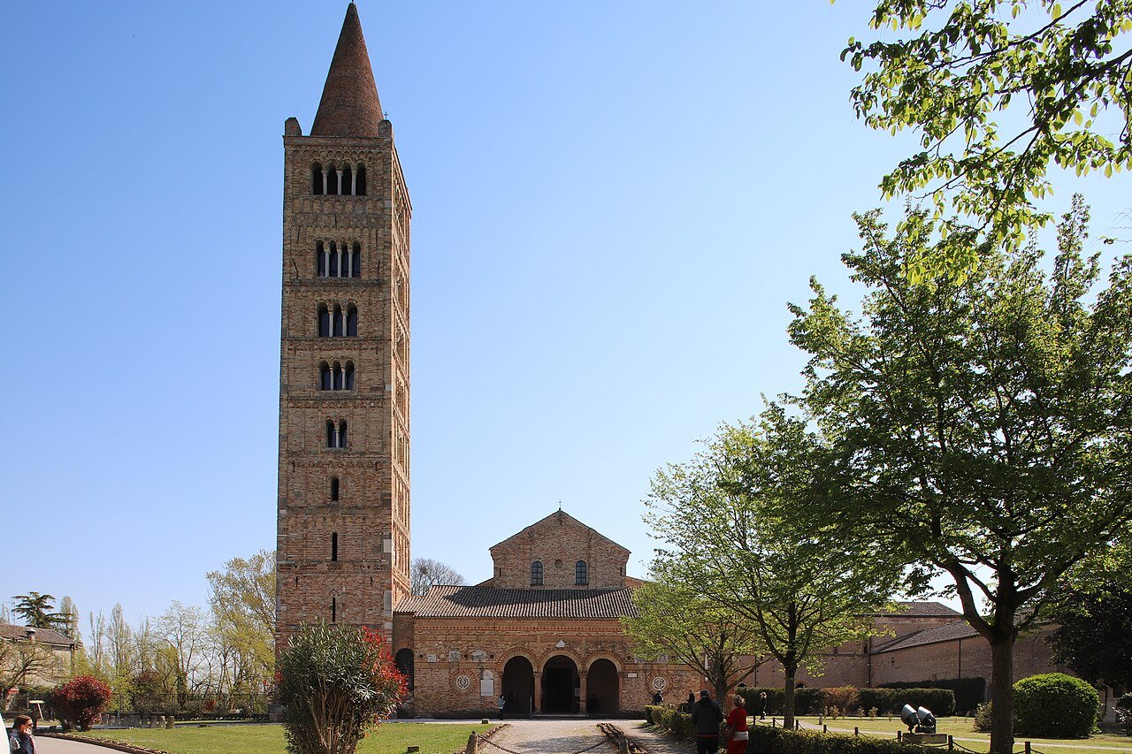 Basilica of San Guido Abate e Maria Assunta in Cielo, Codigoro