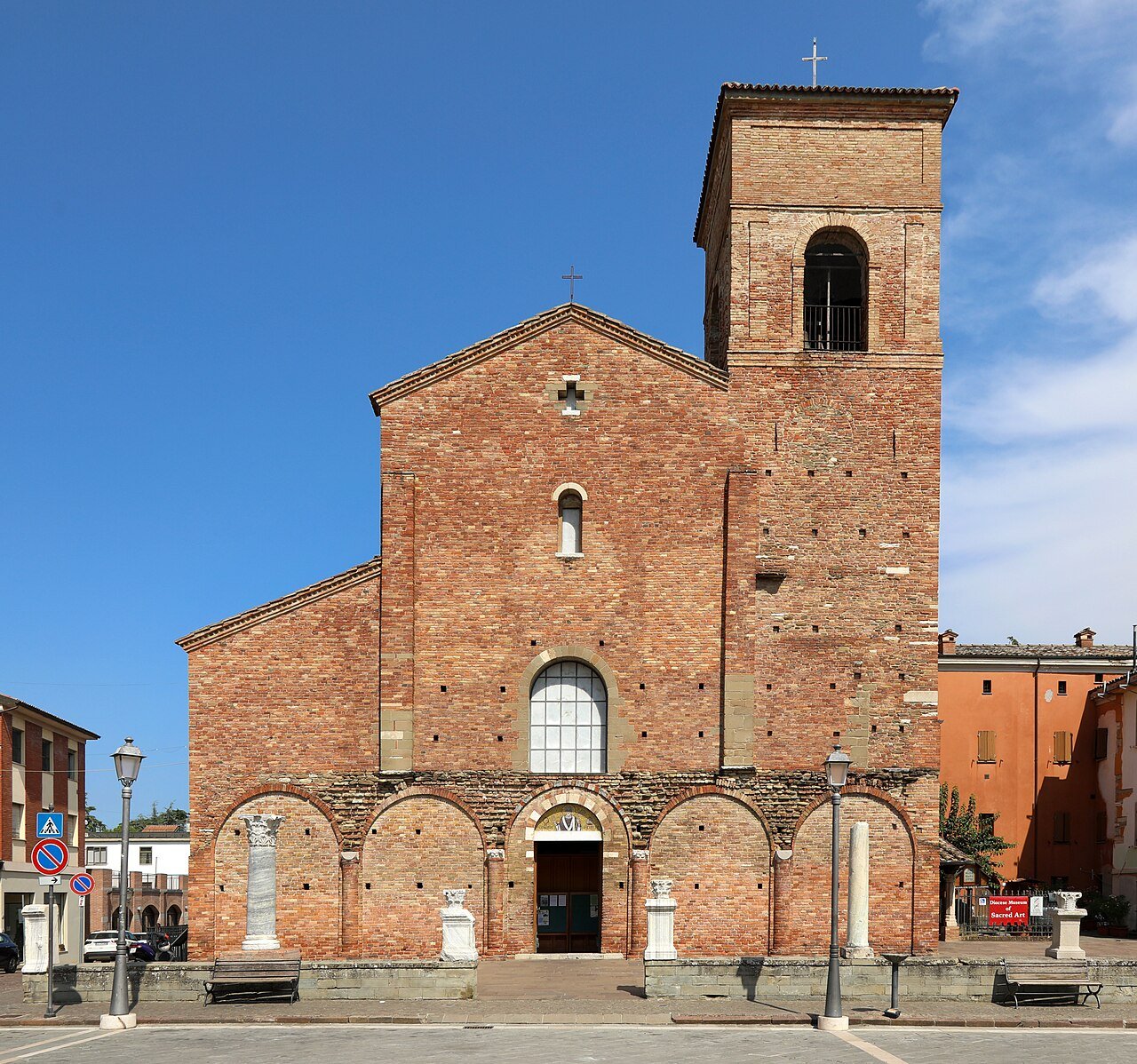 Basilique San Vicinio, Sarsina