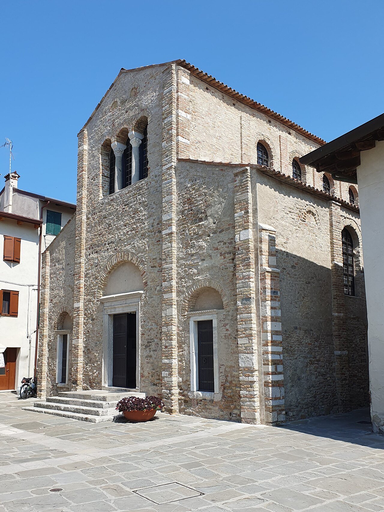 Basilique Notre-Dame-des-Grâces, Grado