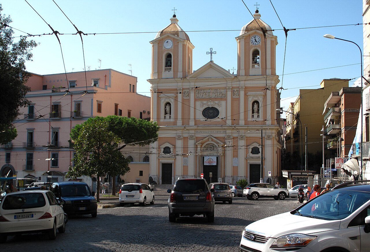 Basilique Santa Maria della Natività e San Ciro, Portici
