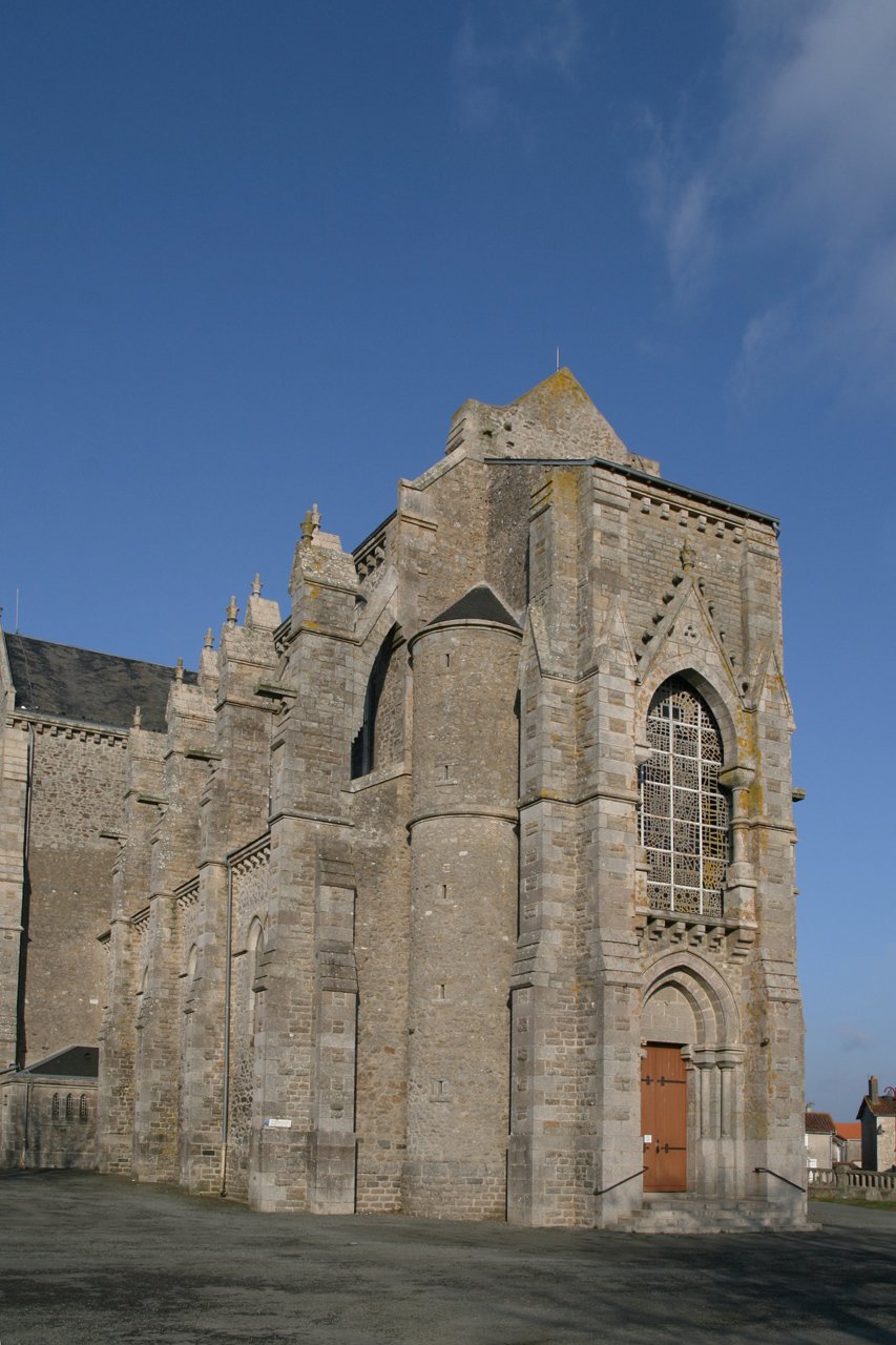 Bazylika Matki Bożej Bolesnej (Pietà), La Chapelle-Saint-Laurent