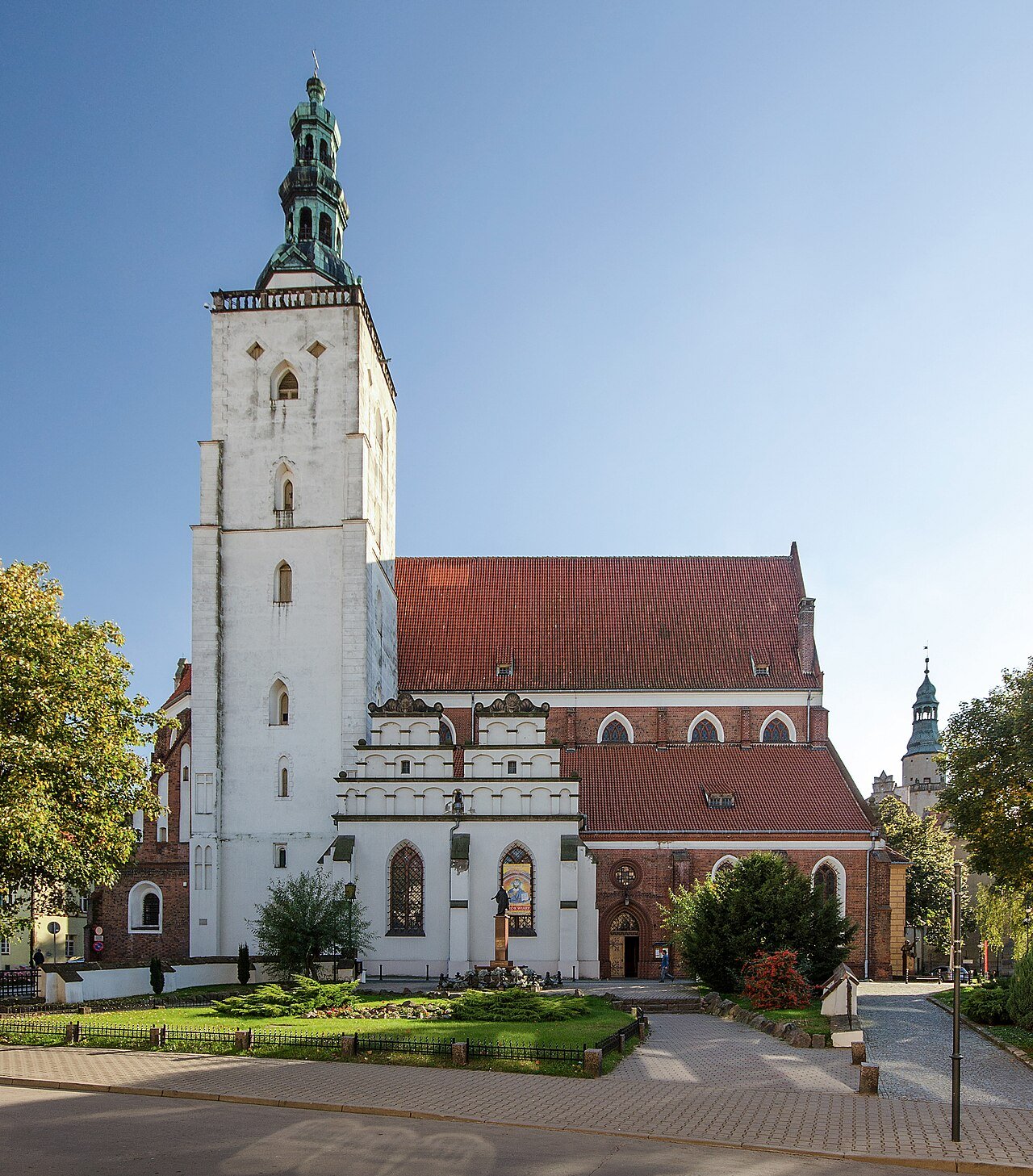 Basilica di San Giovanni Apostolo, Oleśnica
