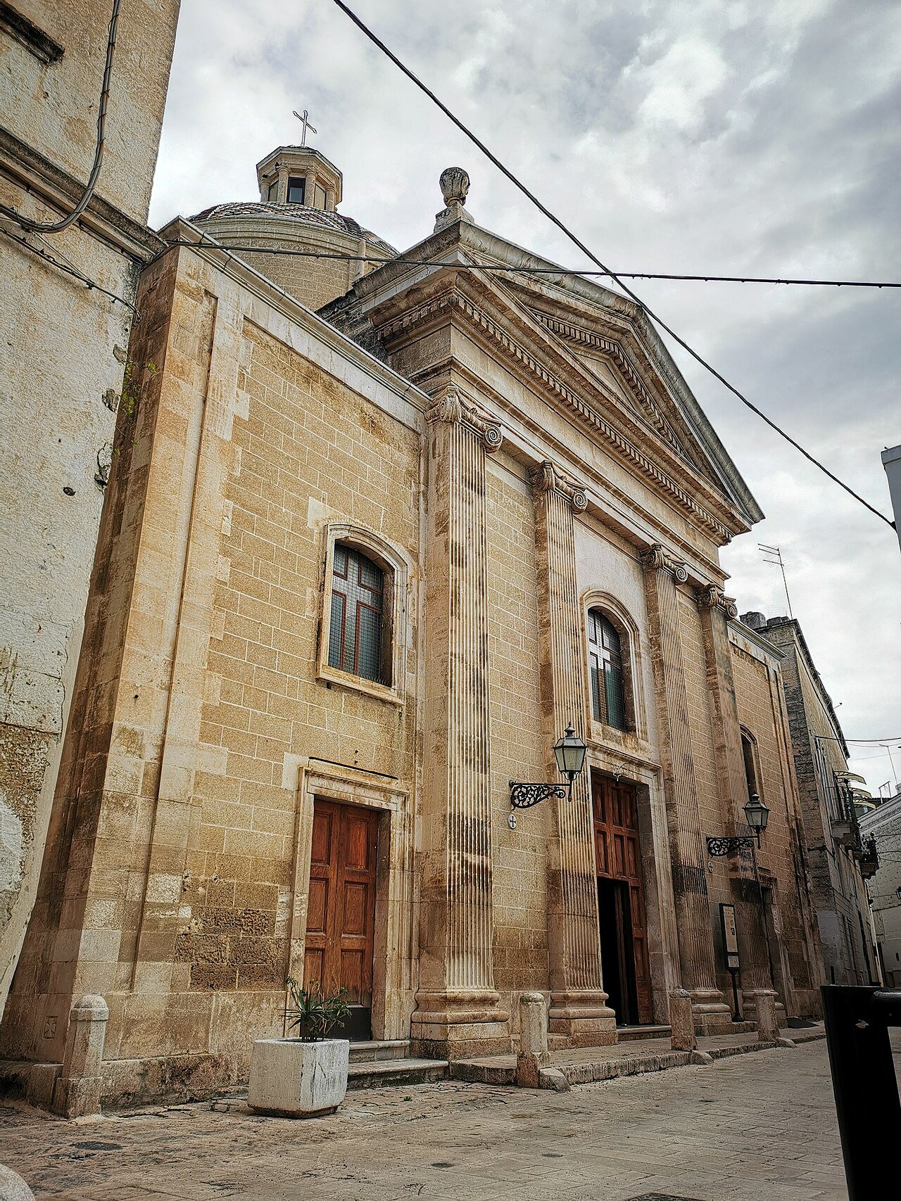 Église San Francesco de Geronimo, Grottaglie