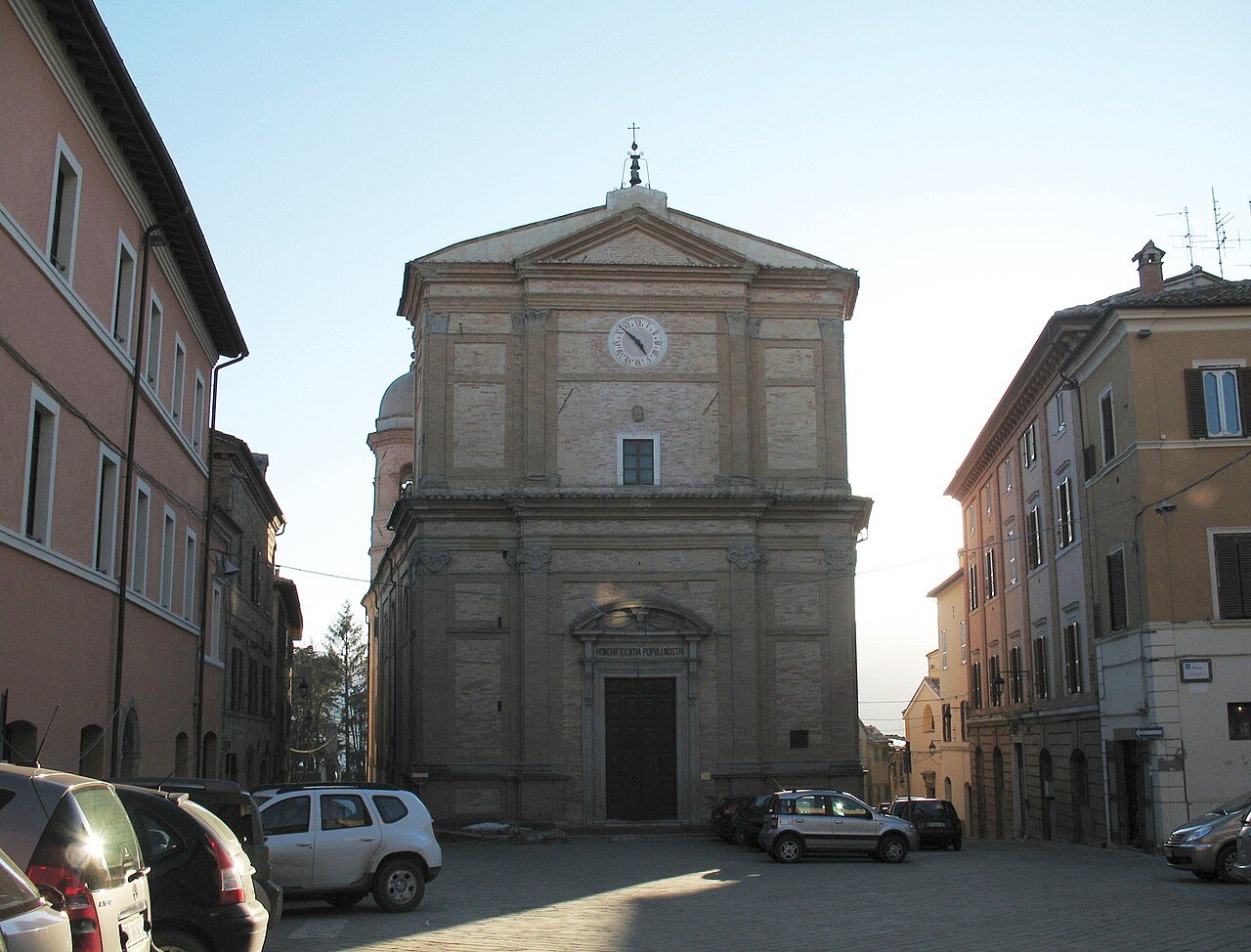 Église Santa Maria in Via, Camerino