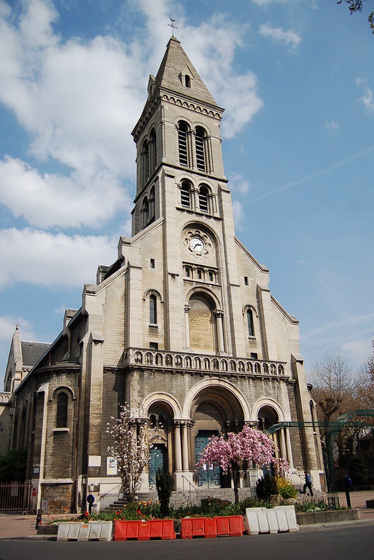 Kościół Matki Bożej Różańcowej, Saint-Ouen-sur-Seine