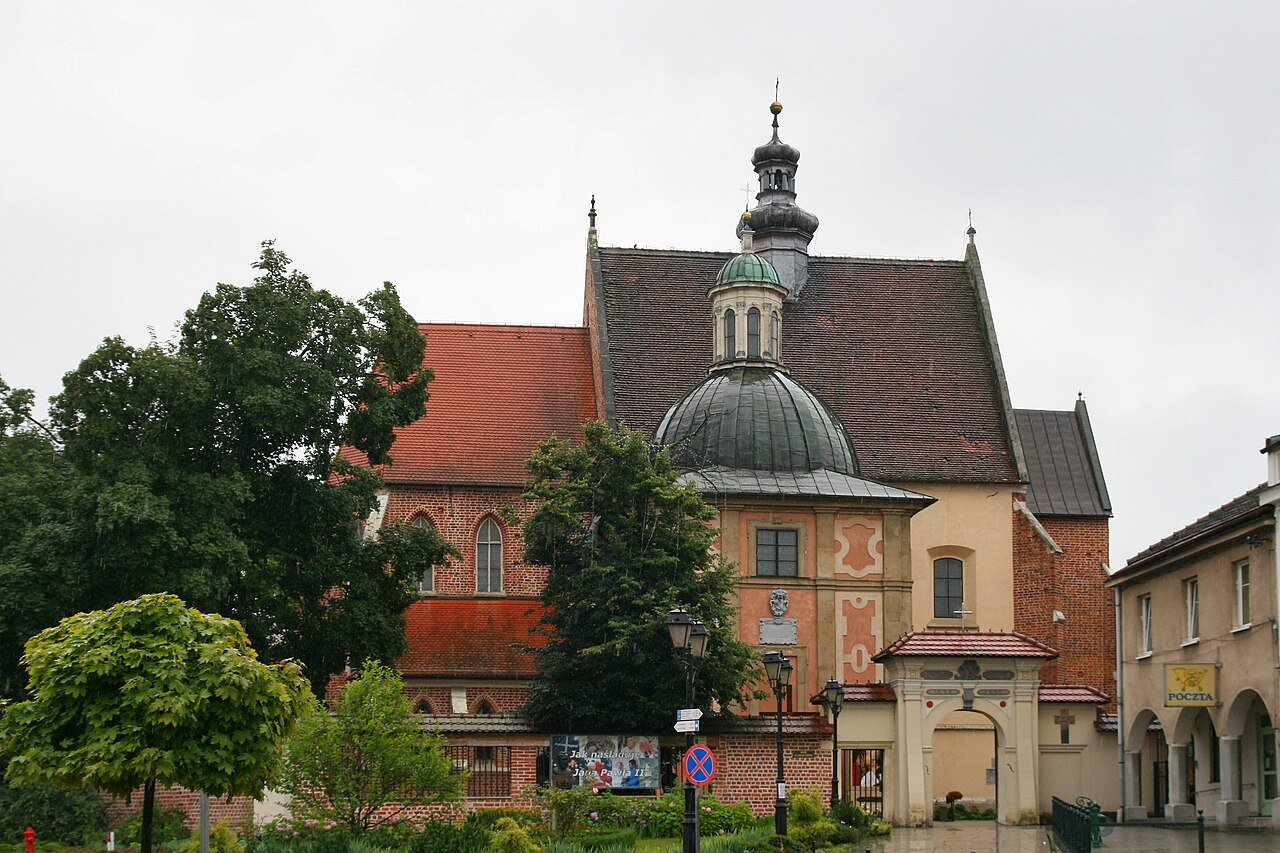Église des Dix-Mille-Martyrs, Niepołomice