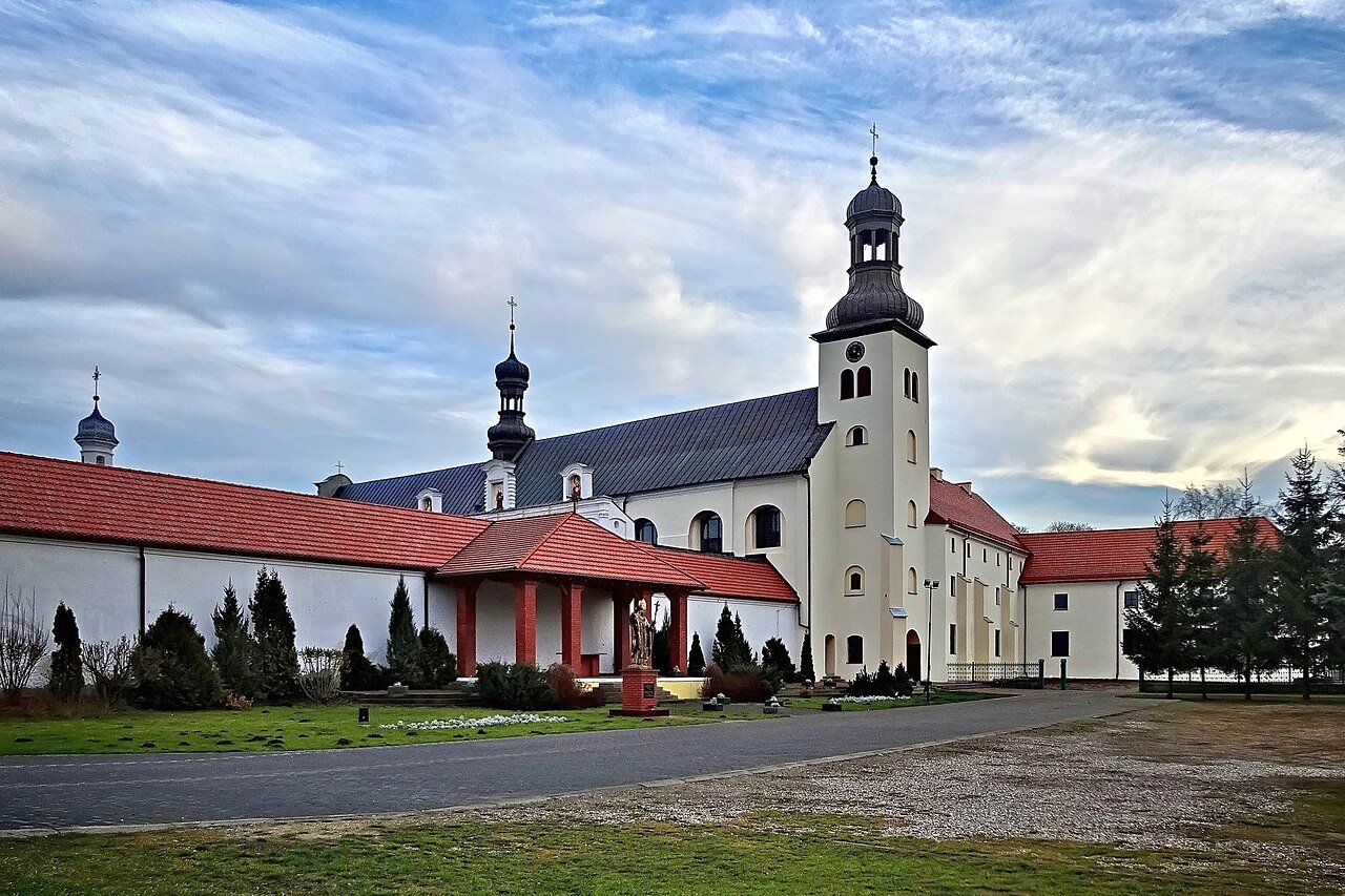 Kościół i klasztor Zwiastowania Najświętszej Maryi Panny w Skępem
