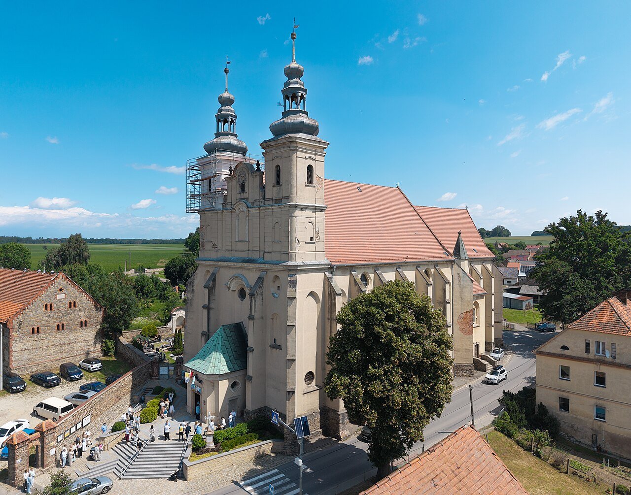 Kościół Matki Boskiej Bolesnej w Bobolicach