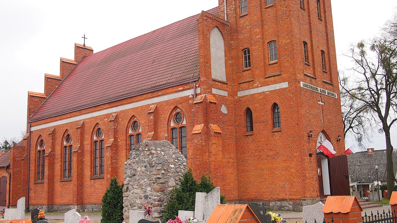Church of Saint Lawrence and the Mother of the Church, Płochocin