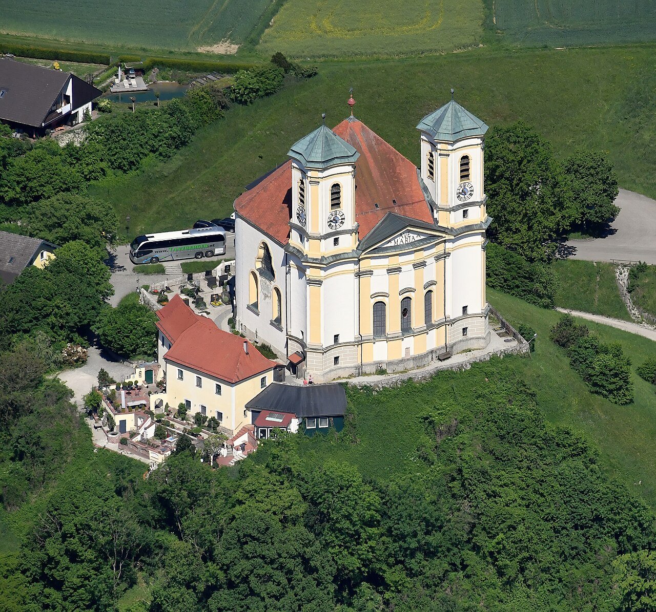 Kościół pielgrzymkowy Maryi Królowej (Rosenkranzes), Burghausen