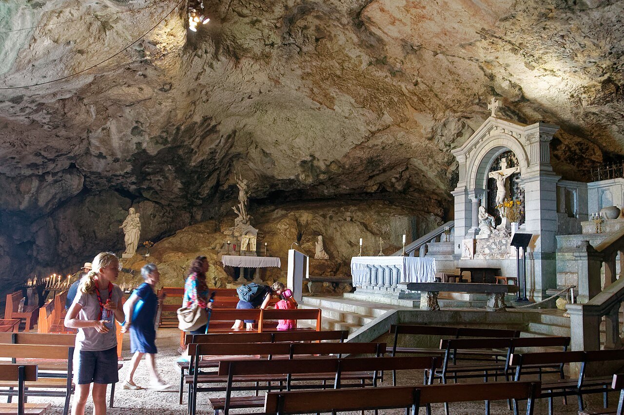 Santuario di Santa Maria Maddalena, Plan-d'Aups-Sainte-Baume
