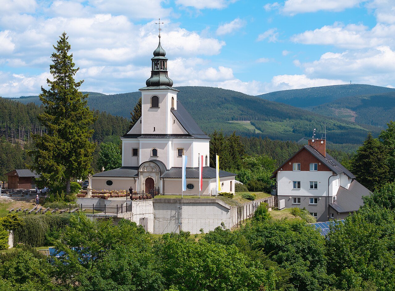 Santuario de Nuestra Señora Causa de Nuestra Alegría "Maria Śnieżna", Międzygórze