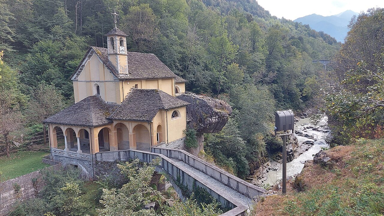 Sanktuarium Madonna della Gurva, Calasca-Castiglione