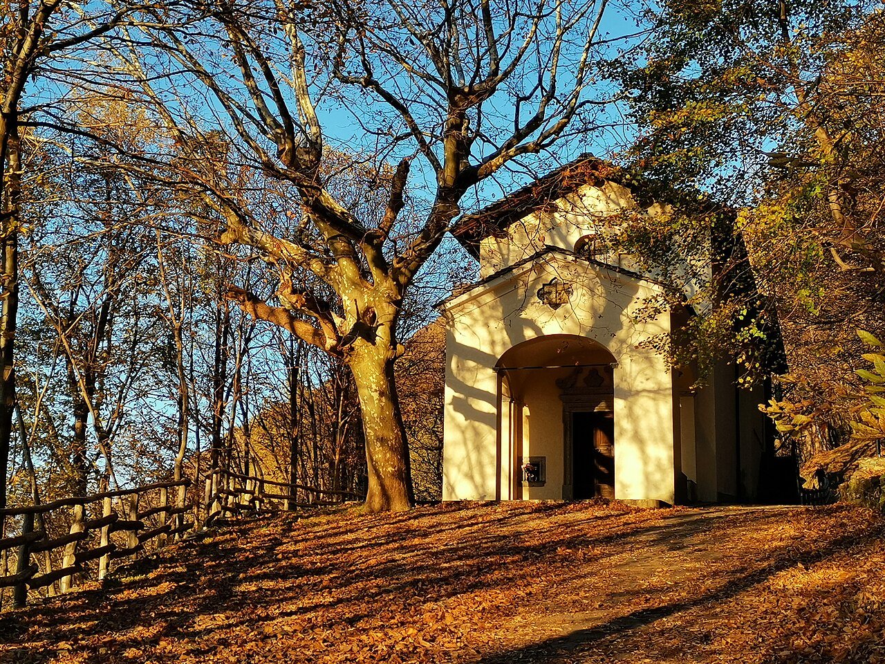 Shrine of the Madonna della Pietà, Valvarrone