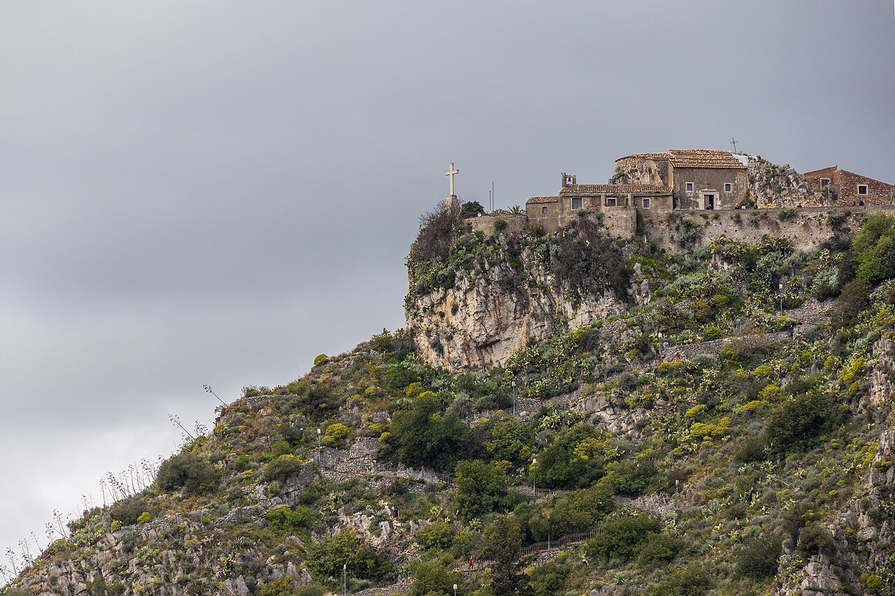 Sanctuaire de la Madonna della Rocca, Taormina