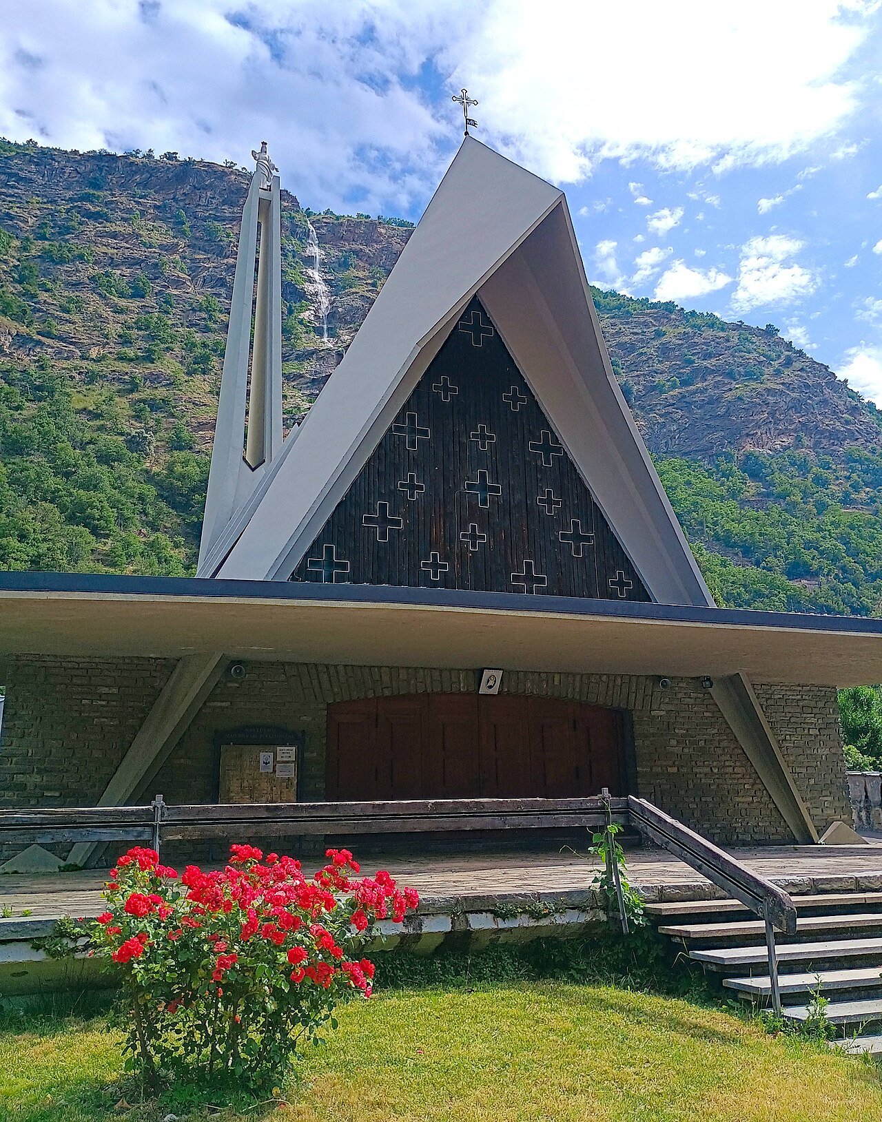 Shrine of the Madonna del Rocciamelone, Mompantero