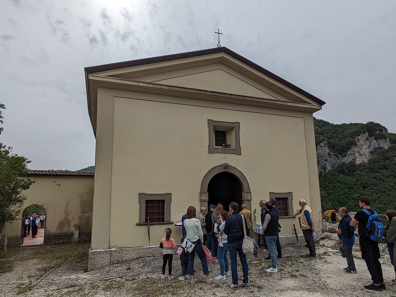 Sanctuaire de la Madonna del Sasso, Pergola