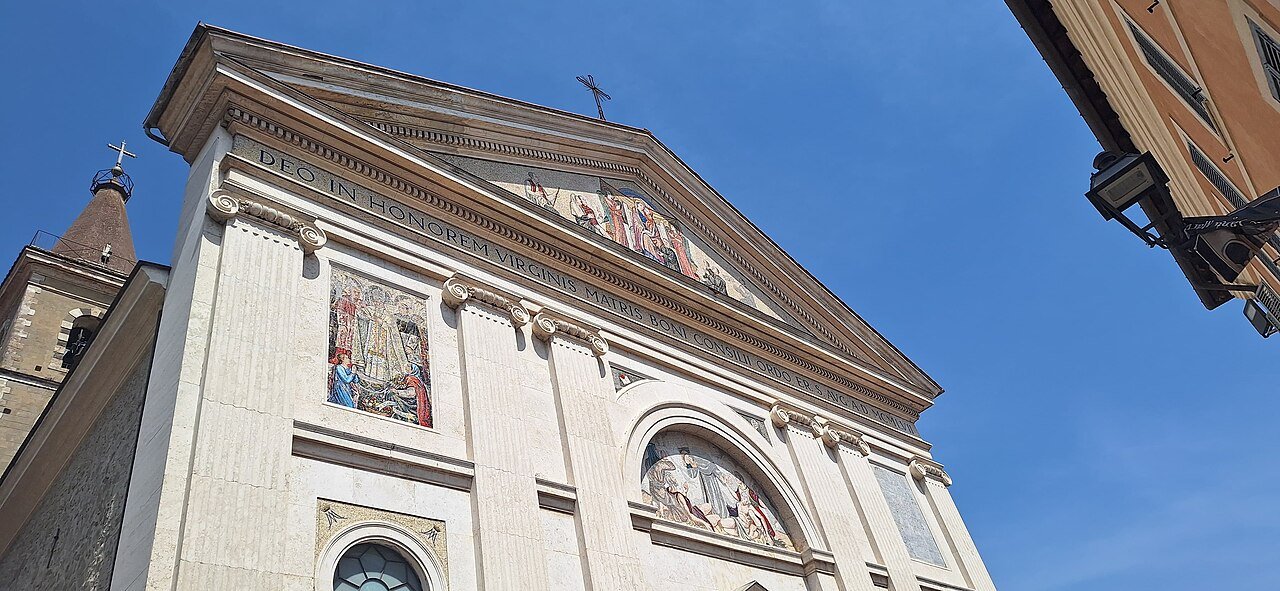 Sanktuarium Matki Bożej Dobrej Rady, Genazzano