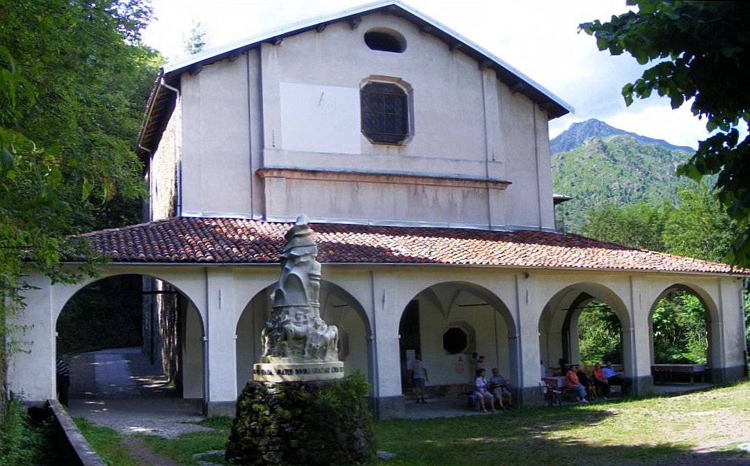Shrine of Novareia, Portula