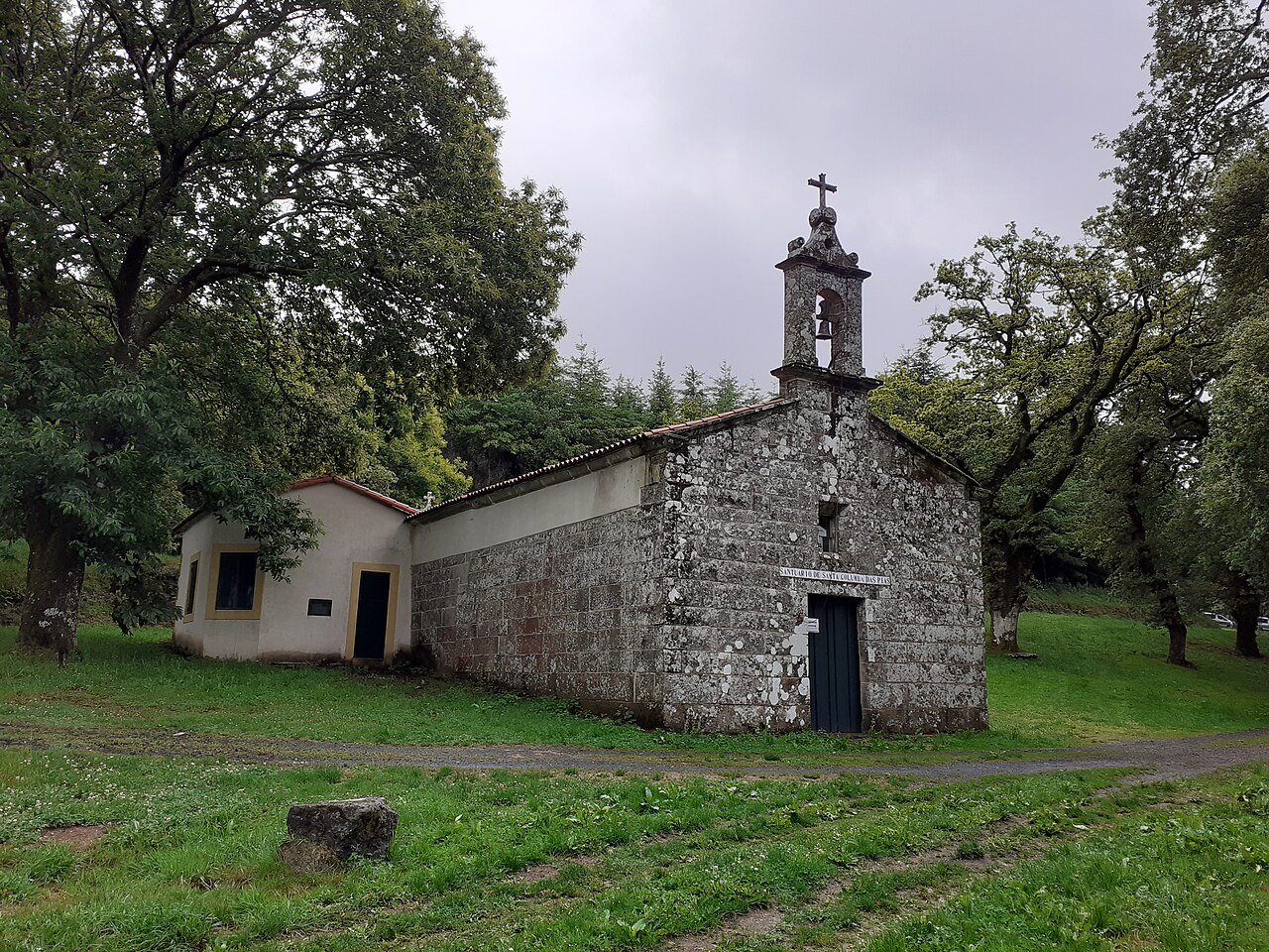 Santuario di Santa Columba das Pías, Sobrado