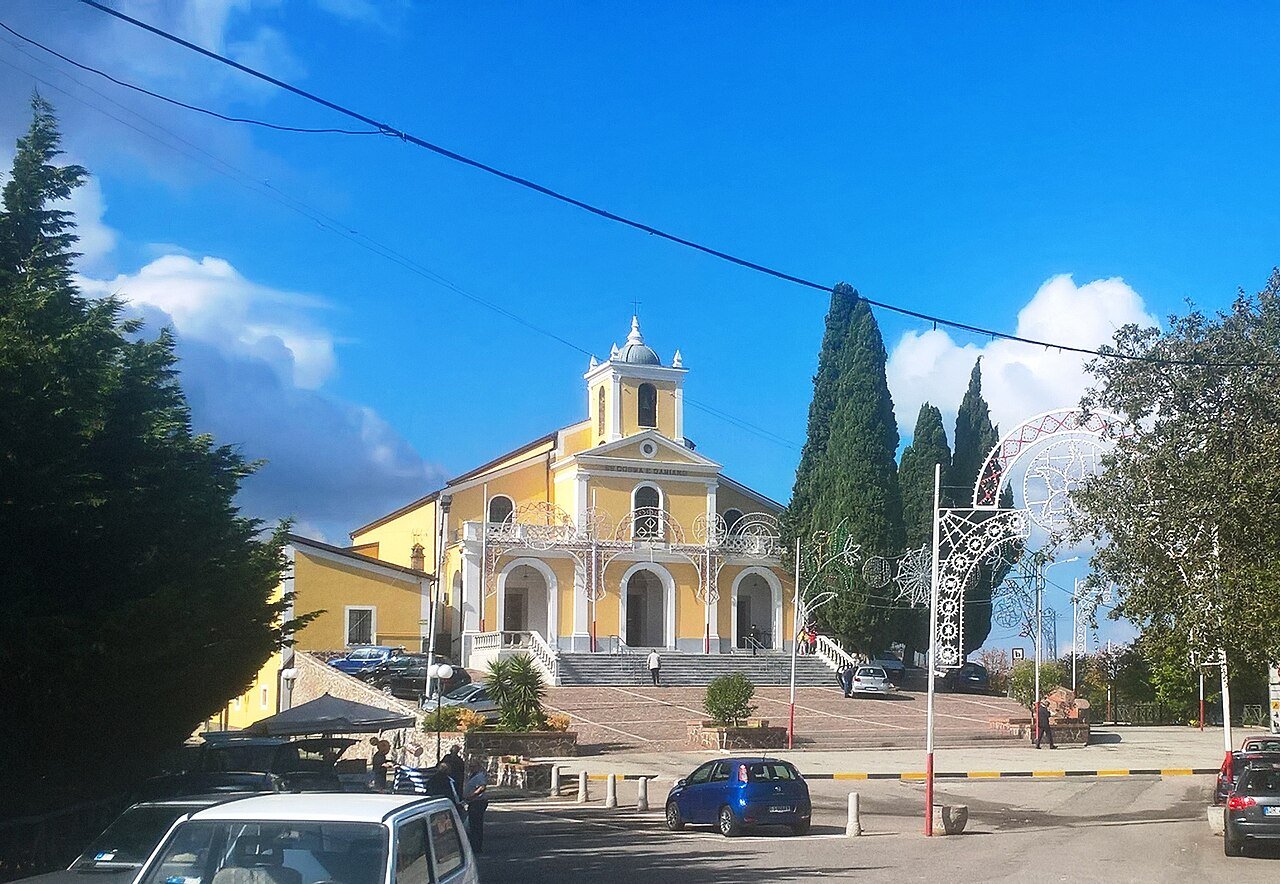 Sanktuarium śś. Kosmy i Damiana, San Cosmo Albanese