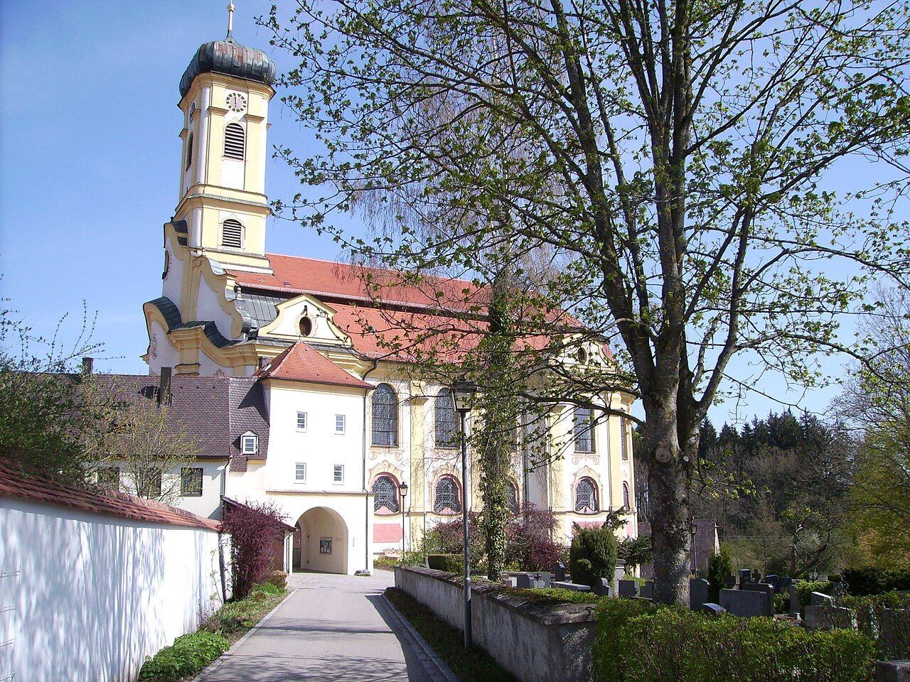 Kościół pielgrzymkowy Zur Schmerzhaften Muttergottes und St. Ulrich, Legau